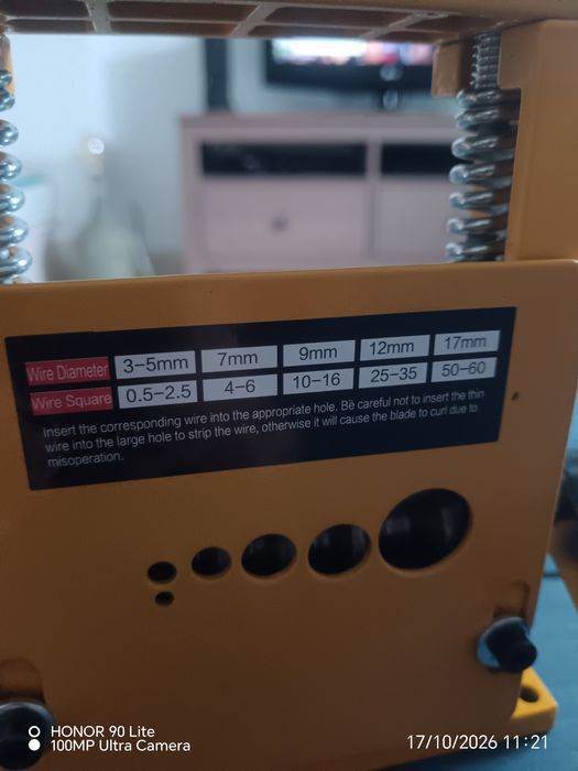 Máquina descarnar fio
