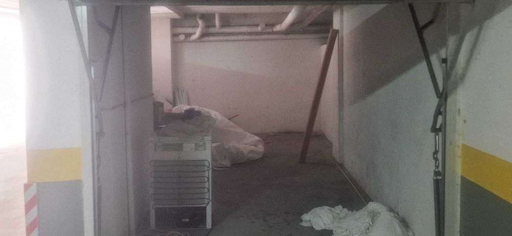 Venda Loja 87m2 c/ terraço + boxe fechada