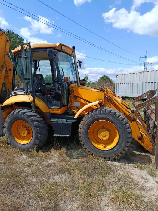 JCB 4CX  екскаватор-навантажувач