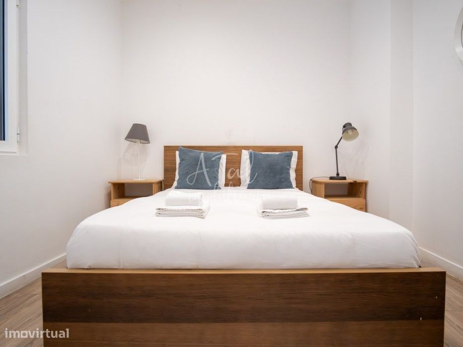 Apartamento T3 com Licença de Alojamento Local e Terrço - Lisboa