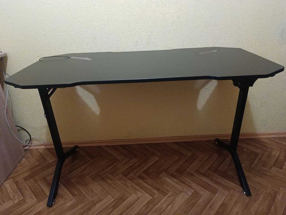 Стол компьютерный GT Racer T-1211 (120x60x73) Black