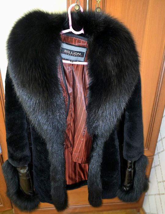Шуба мутон кожа песец мех