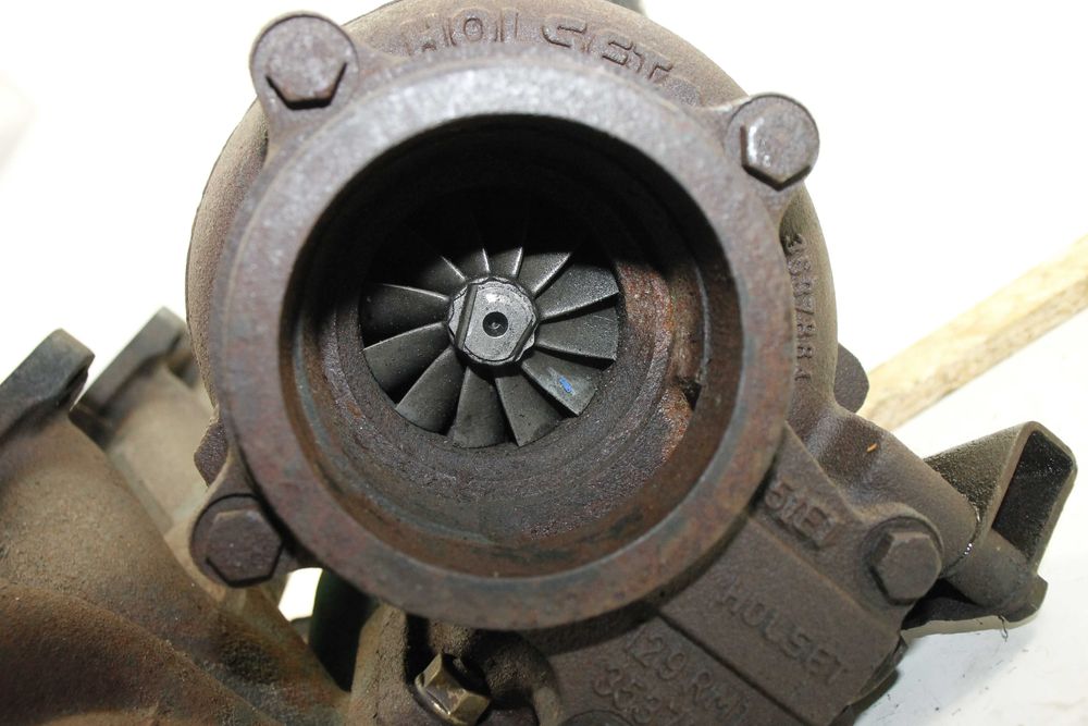 Kolektor wydechowy 8.3 cummins new holland tg tm class caps qsc8.3 mxu