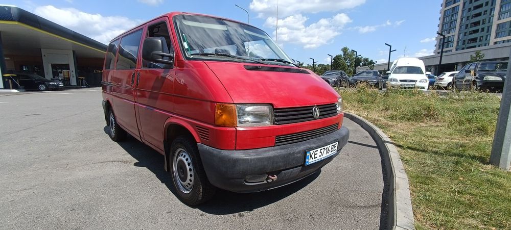 VolksWagen Transporter T4 1998 2.0 бензин