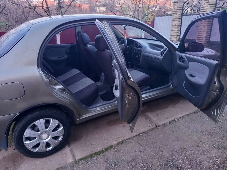 Продам Daewoo Lanos газ-бензин