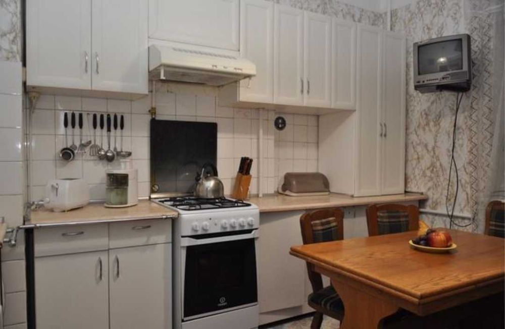 Продажа 3х комн  квартиры /Центр/ Видовая