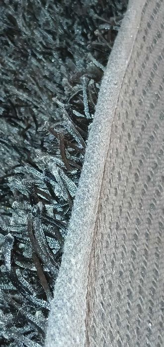 Tapete preto 1,68 x 1,16 metros