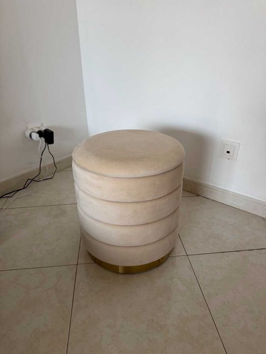 Puff de armazenamento de veludo Bradford