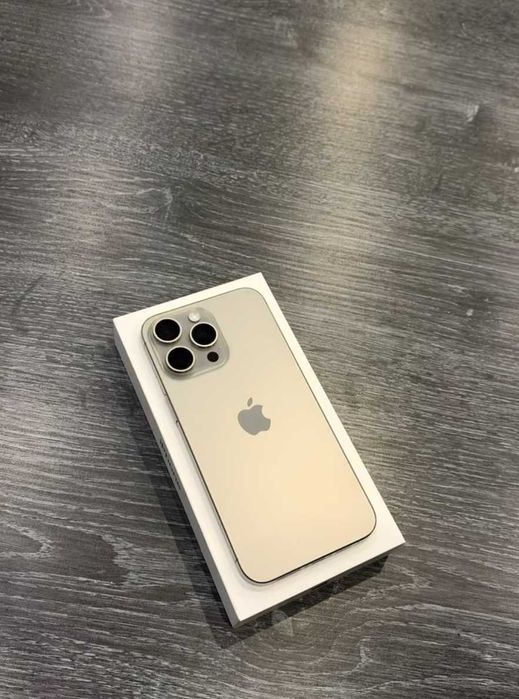 iPhone 15 Pro Max 256 GB