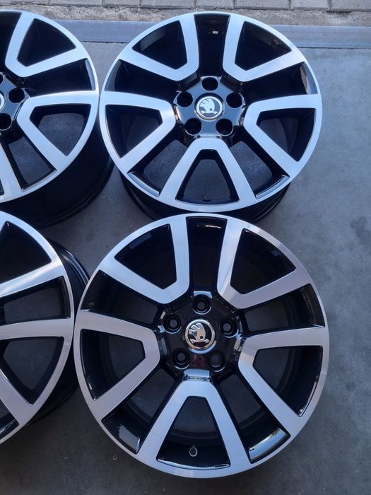 17cali 5x112 Skoda oryginał 7J ET45
