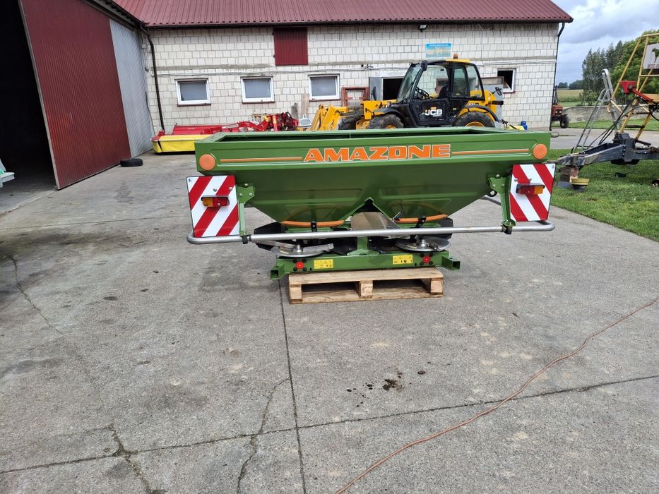 Rozsiewacz kuhn MDS RAUCH 935 amazone