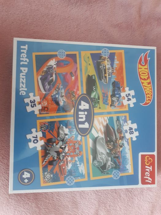 Пазли  машинки  4+