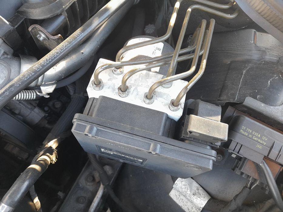 Centralina ABS MERCEDES-BENZ Classe C Carrinha (S203)