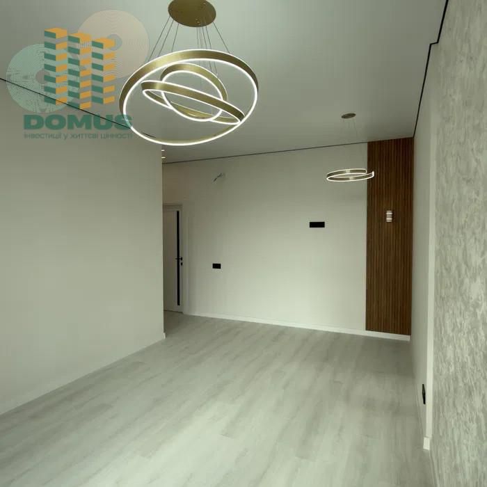 Продам 2 комн на Краснова ЖК 65 Жемчужина! Новый ремонт!