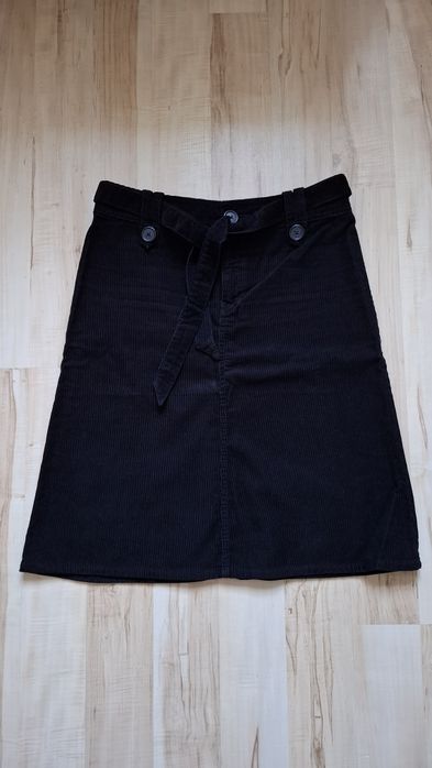 Spódnica sztruksowa czarna hm r.38