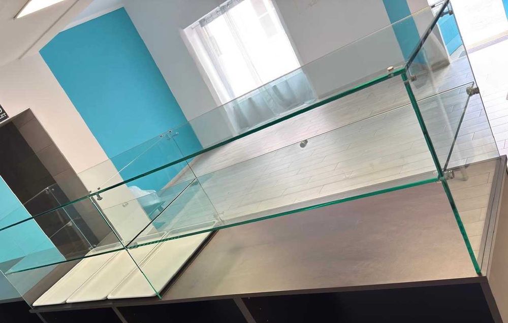 Vitrine moderna para negócio