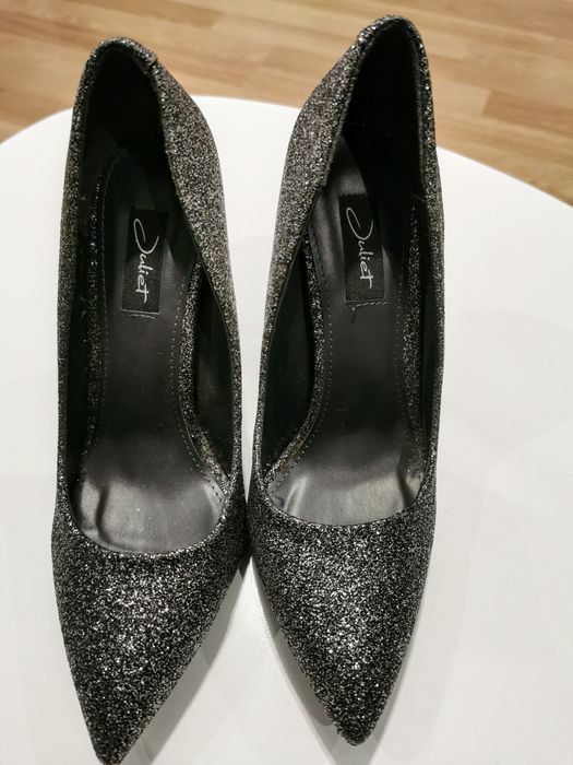 Szpilki srebrne brokatowe eleganckie,