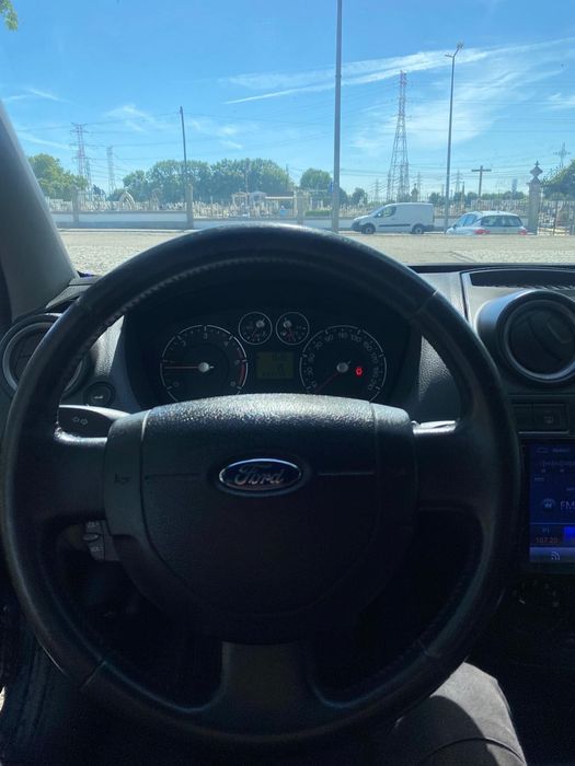 Ford fiesta 1400 tdci ano 2008