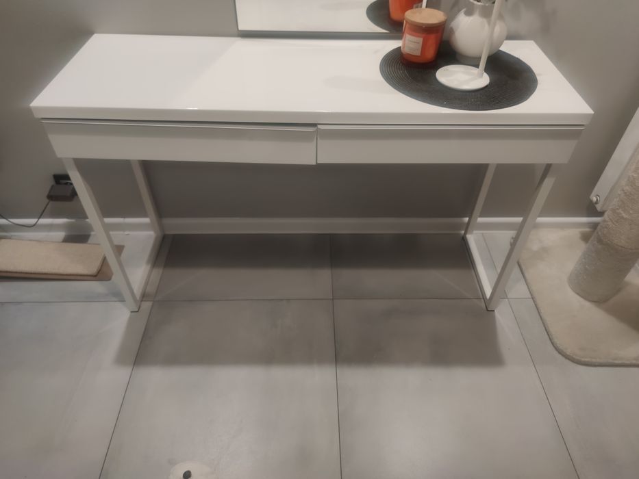 Biurko / toaletka Ikea