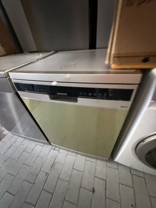 Oportunidade máquina de secar roupa nova