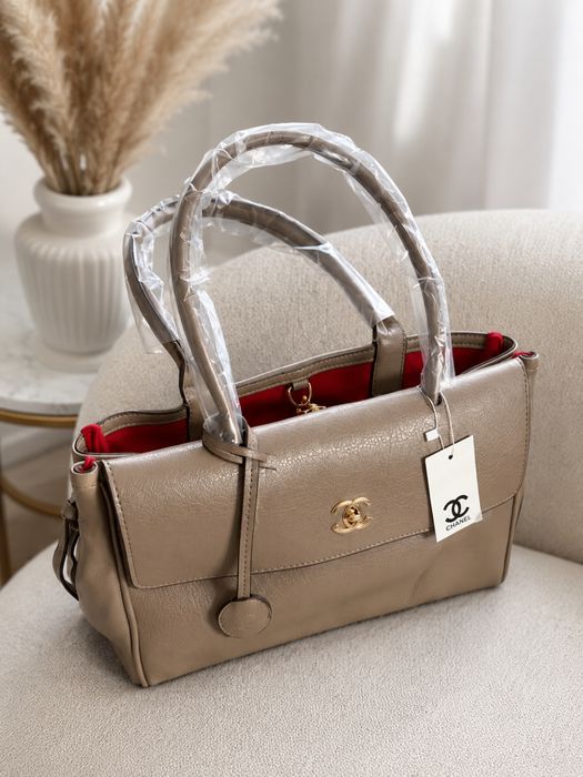Сумка шкіряна жіноча  Balenciaga шанель