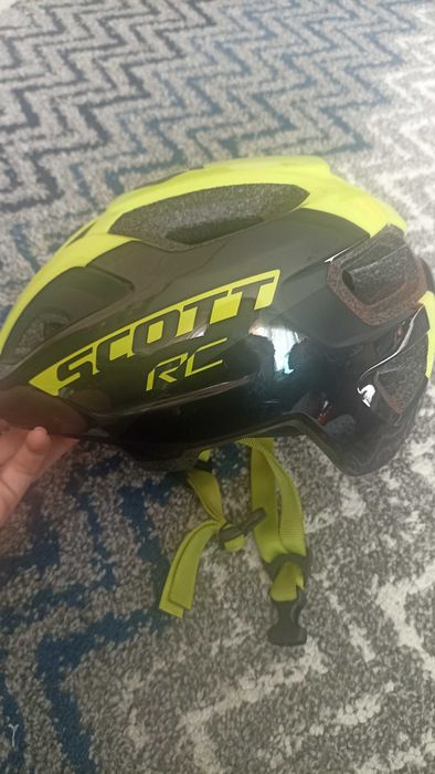 Rowerowy kask Scoot Rc