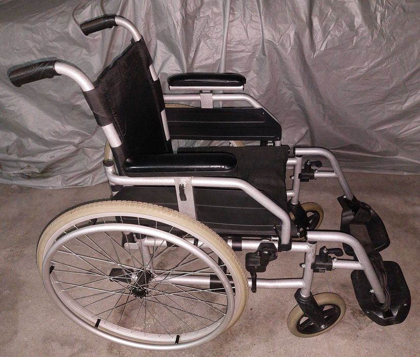 Cadeira de rodas - manual