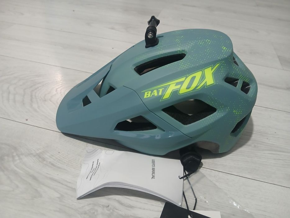 Велошолом BatFox з кріпленням під GoPro