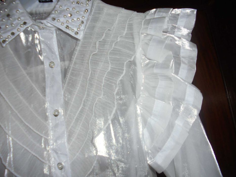 Blusa de senhora cor branca