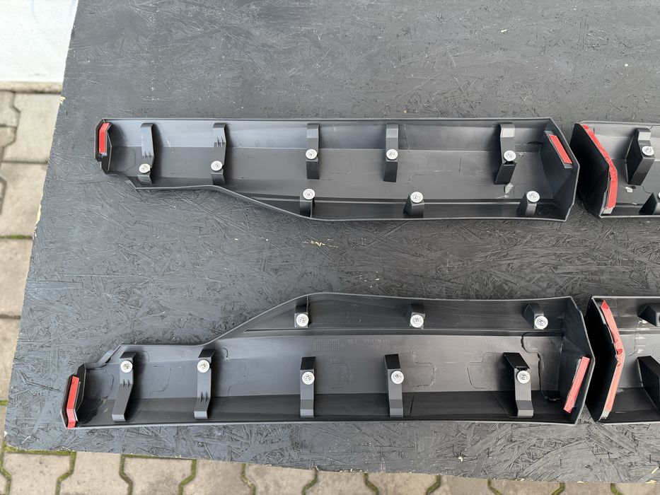 Молдинг накладка пластик на двері Rogue T33 X-trail 20-25р. Рог т33