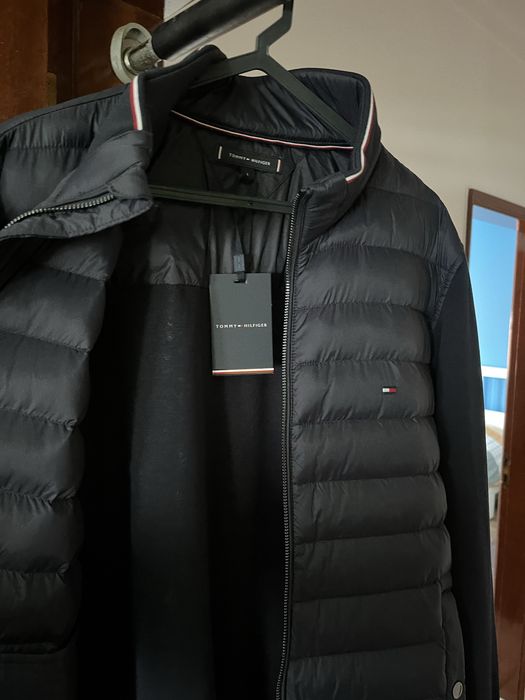 Blusão acolchoado Tommy Hilfiger azul marinho