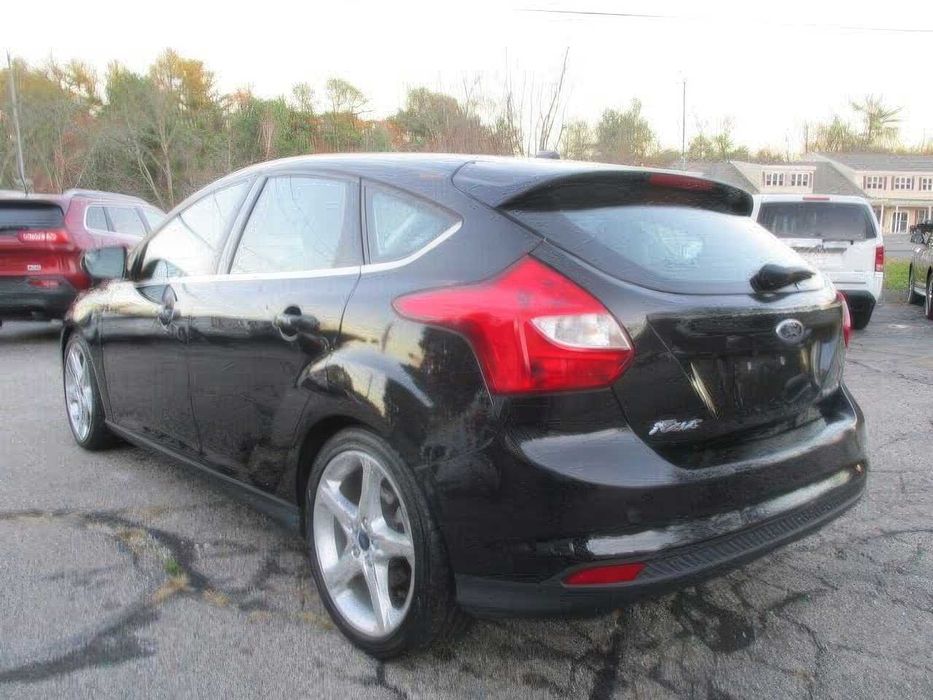 Ford Focus Titanium      2014