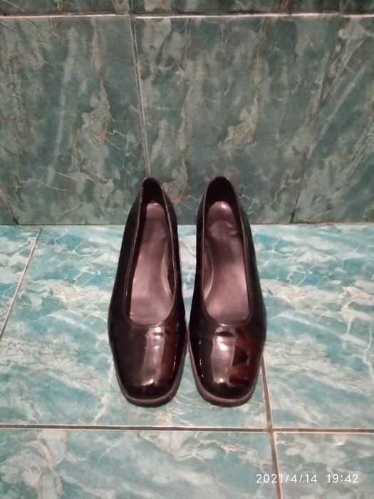 Черные туфли Clarks р 40 (25 см)