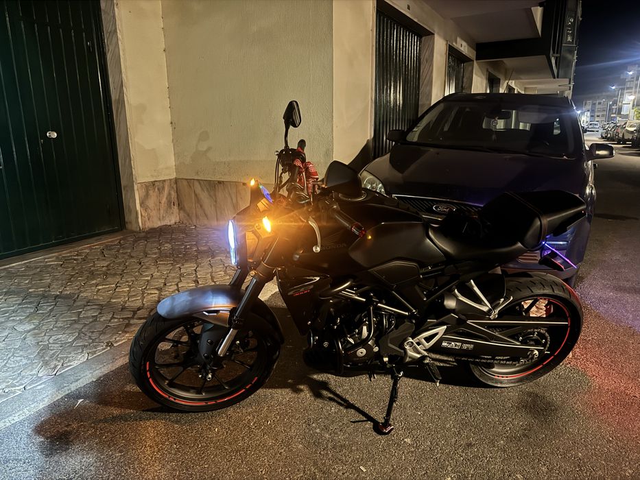 Honda Cb300r Neo Sports café  2024