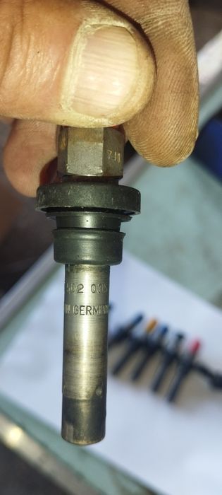 Форсунка Мерседес М116, 117
