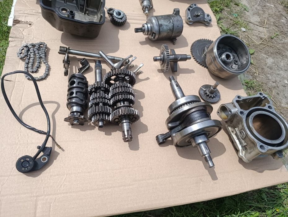 Części Honda CBR 125 silnika JC34E 04 - 07 r silnikowe