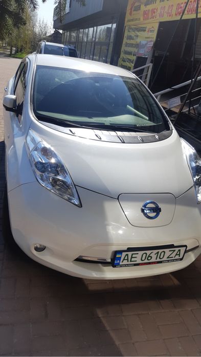 Продам Ниссан Лиф nissan leaf