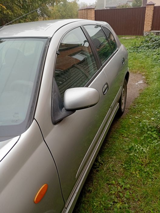 Nissan Almera 2005