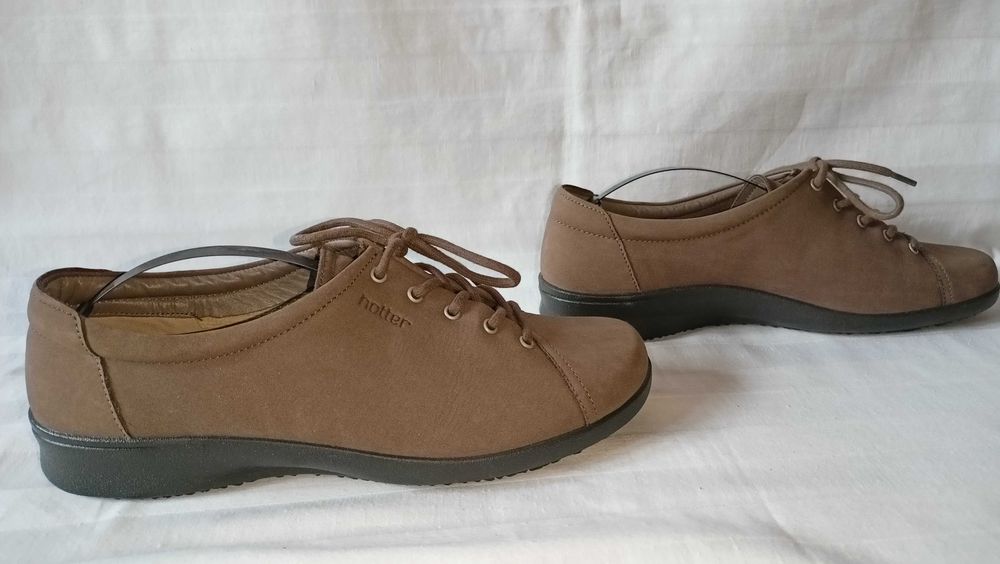 Hotter roz.41 / UK 7 /- dł. wkł.26,5 cm- skóra- super stan