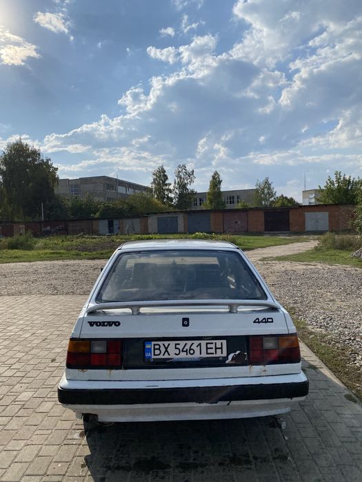 Продам VOLVO 440