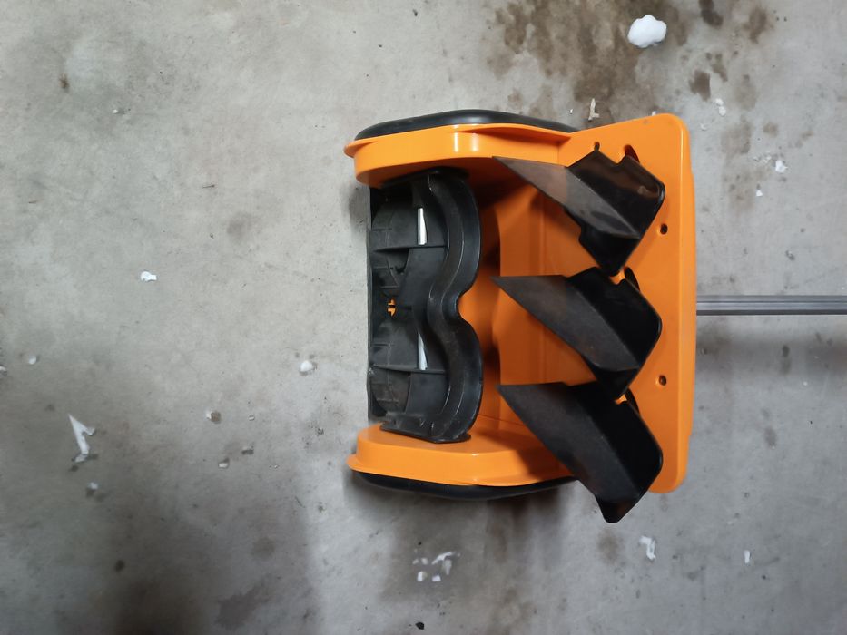 Odśnieżarka elektryczna.