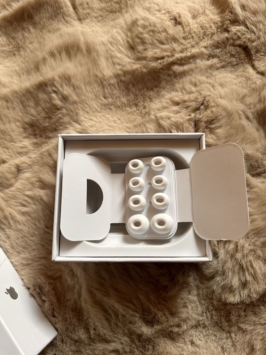 Air  pods pro  3