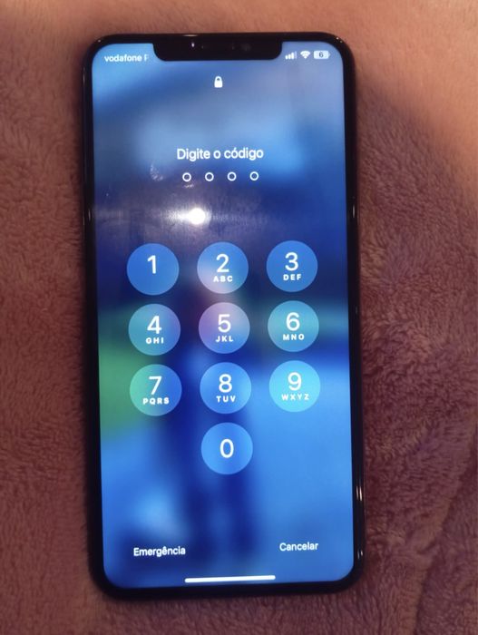 Iphone XS Max Dourado