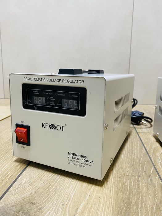 Стабілізатор напруги 1000VA
