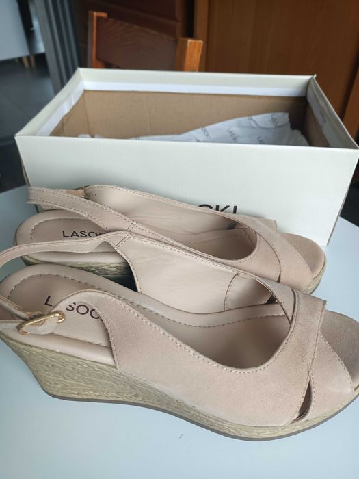 Buty na koturnie Lasocki roz 38