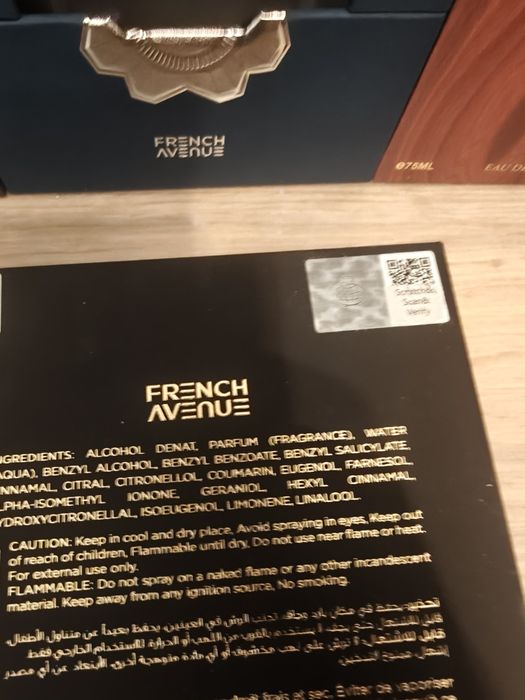 French Avenue Obsidian – Nowość 2025 | Orientalny Unikat (Tylko psik t