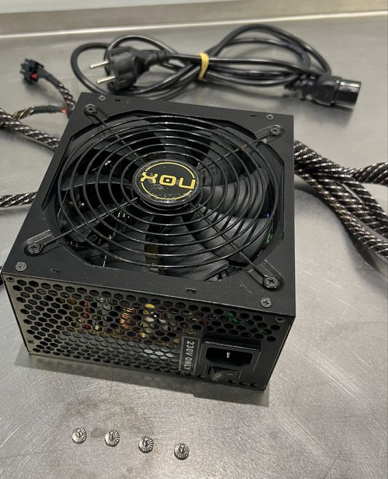 Fonte alimentação Nox Apex 700W - PC/Desktop