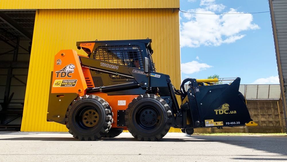 Фронтальний навантажувач TDC HK 530 2025
