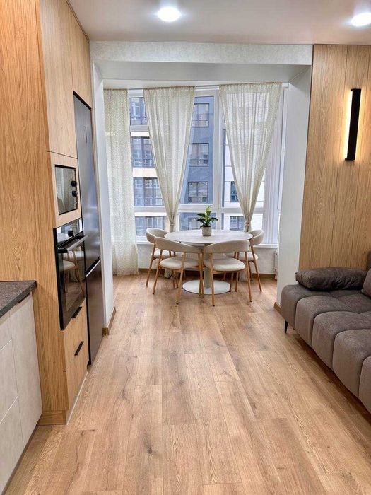 Простора 2к квартира. Вул. Зарічанська 3/3б Рауш . 0% Комісії