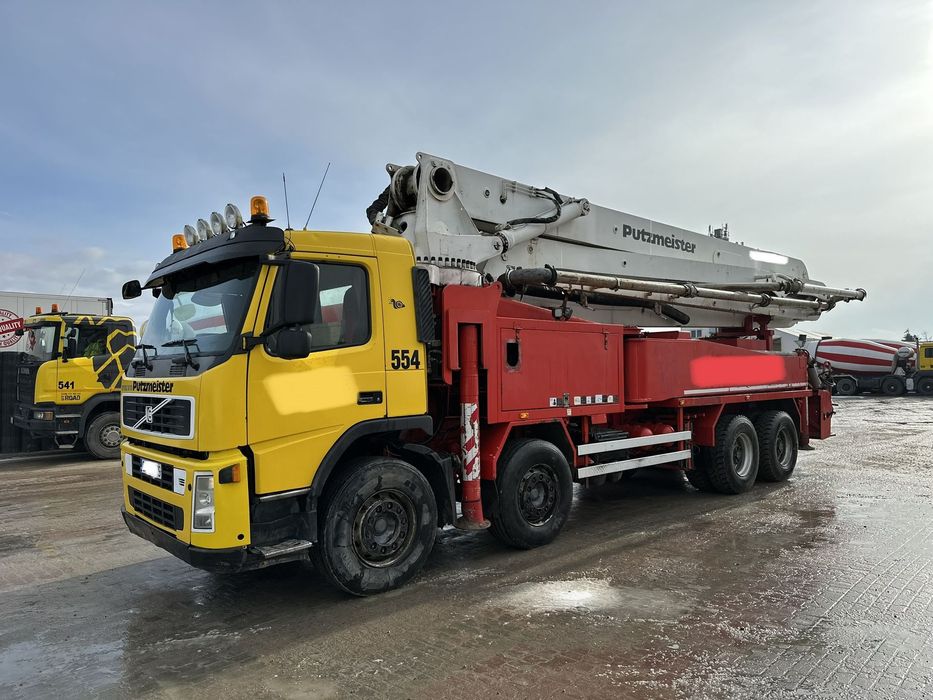 Volvo FM12  Volvo FM 12 8x4 Putzmeister 42-4